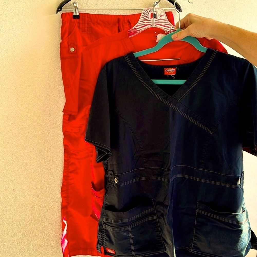 Dickies Scrubs 2 tops, 1 pants